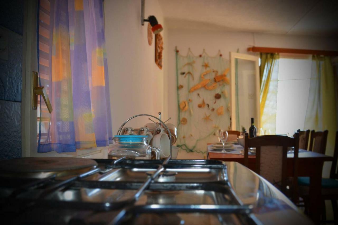 Holiday House Maretta - Apartment No 1 Луково Шугар'є Екстер'єр фото