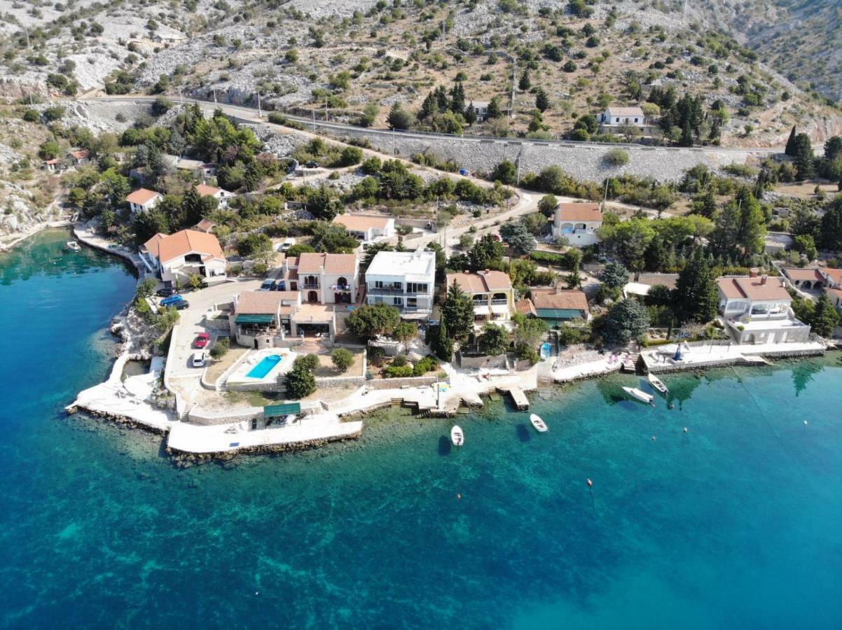 Holiday House Maretta - Apartment No 1 Луково Шугар'є Екстер'єр фото